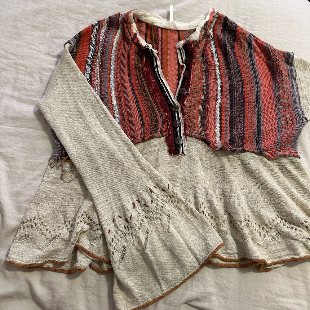 Free People Meadow Lakes Knit Bell Sleeve Sweater Cream Size M. Like New!